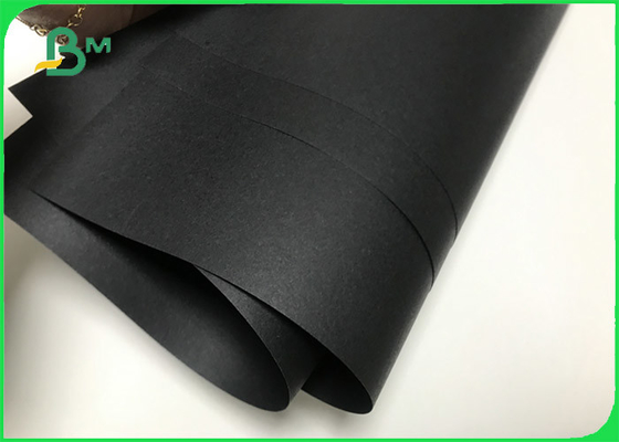 110gsm đến 170gsm hai mặt Cuộn giấy thủ công màu đen rắn cho thẻ quần áo