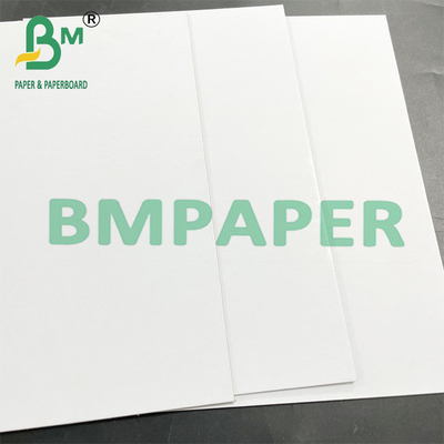300g cứng vẹn tấm gỗ nhựa với nền trắng cho hộp quà carton