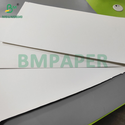 120 + 120 + 120g Bảng giấy mỏng màu trắng cho lớp lót mỹ phẩm 30 "x 40"