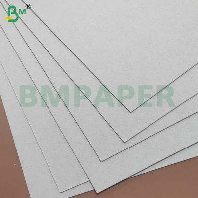 2mm 700 * 1000mm tái chế bột giấy cứng giấy màu xám cho hộp quà tặng