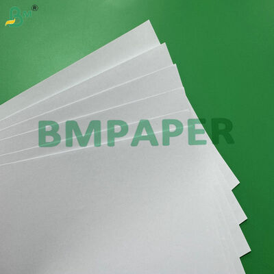 Bảng giấy Offset không phủ có độ bền bề mặt tuyệt vời 70g để sản xuất băng dán