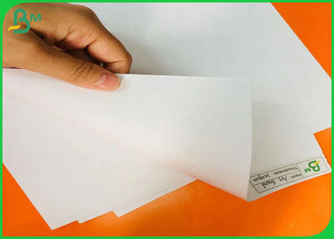 150gm 200gm Bảng giấy phủ bóng màu trắng để làm giấy bọc quà tặng