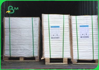 Bảng giấy Vật liệu thô PE phủ màu nâu Kraft giấy đơn giản 700mm cuộn